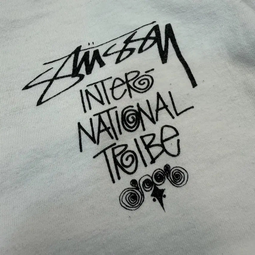 [BUNJANG] Stussy Tribe Stack T-shirt (White, M) / stussy 스투시 트라이브 스택 티셔츠 m