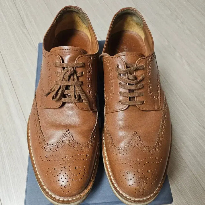 [SOLD OUT] 정품 프라다 브라운 남성 브로그 윙팁 슈즈 270사이즈(택배비 무료)