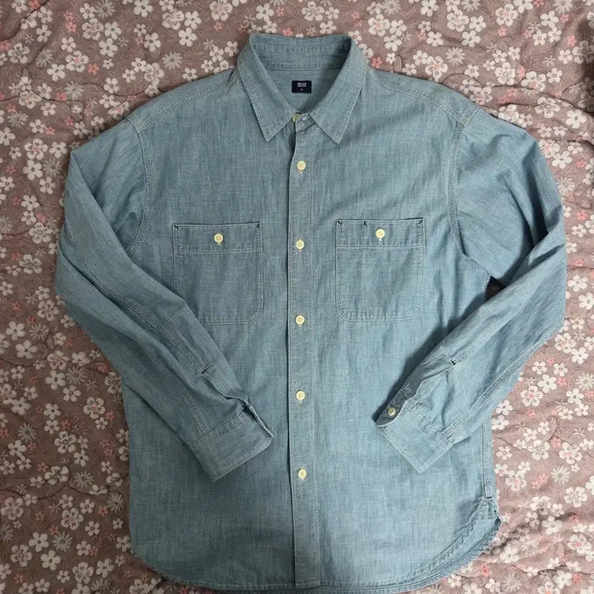 [SOLD OUT] 유니클로 샴브레이 워크 셔츠 M