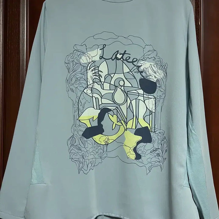[BUNJANG] Latt By T Round Neck Top / 래트바이티 라운드넥 탑