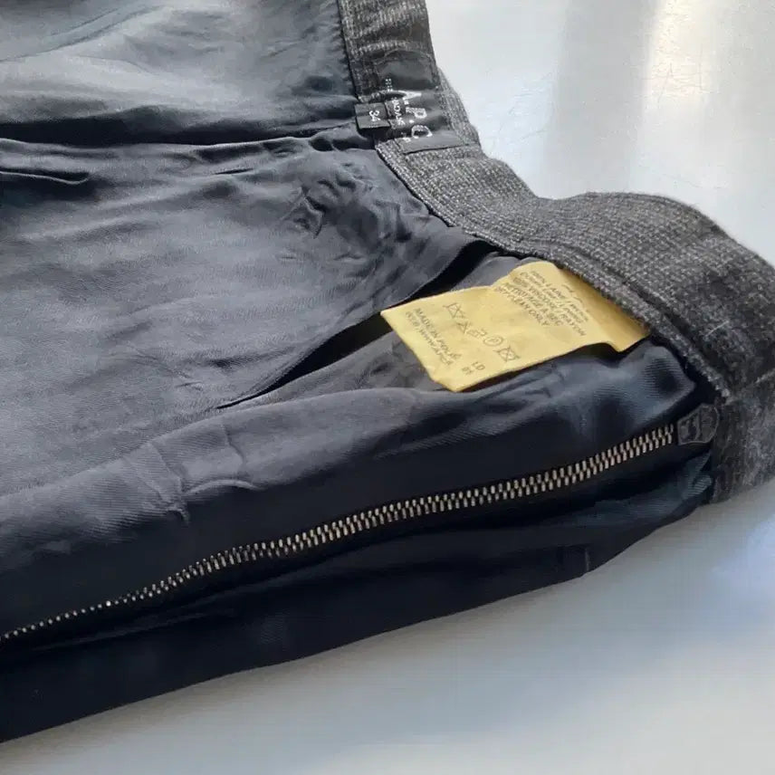 [BUNJANG] A.P.C. Shorts / A.P.C 아페쎄 숏팬츠