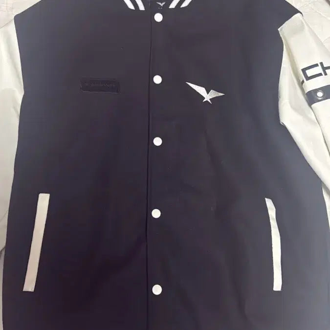[BUNJANG] LCK XL Black &amp; White Bomber Jacket / Lck 자켓 사이즈 XL 티원 젠지 담원