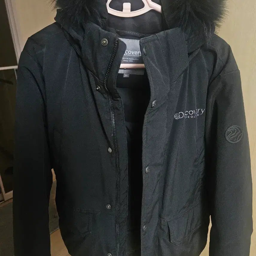 [BUNJANG] Discovery Expedition Short Padded Jacket 100 / 디스커버리 숏패딩 100