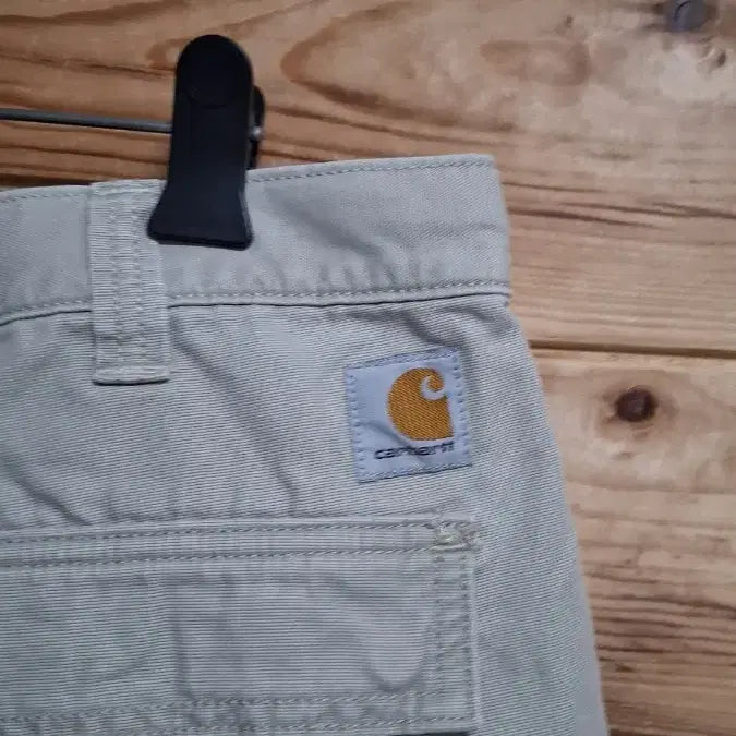 [SOLD OUT] Carhartt 카고 반바지