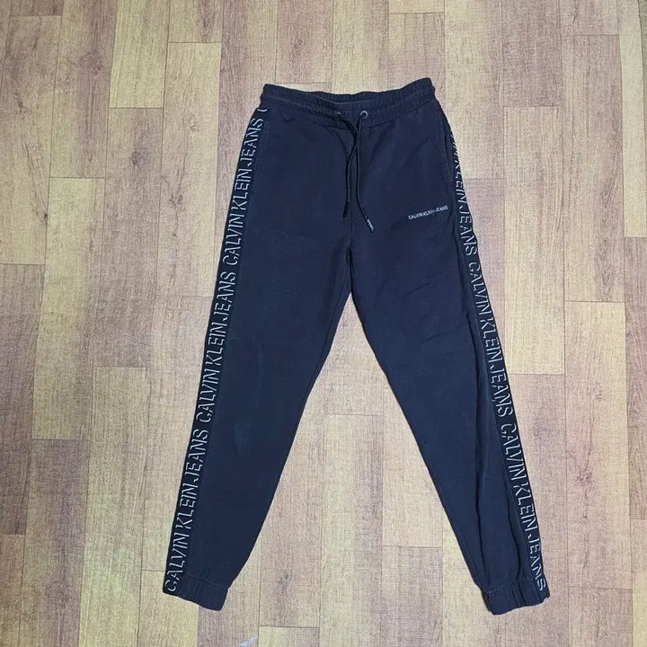 [BUNJANG] Calvin Klein Jogger Pants / 켈빈클라인매장판 조거팬츠~27프리사이즈