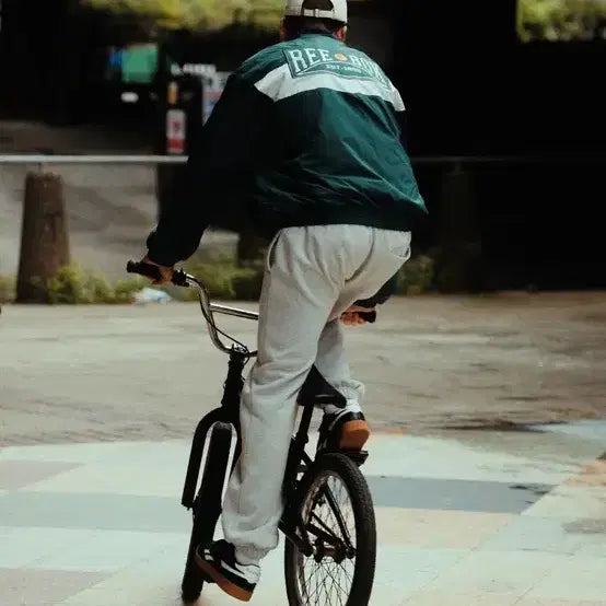 [BUNJANG] Reebok Windbreaker Jacket Green / 리복 바람막이 그린