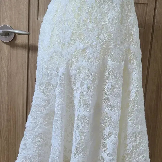 [BUNJANG] Beige Lace Slip Top / 베이지 레이스 슬립 탑 상의