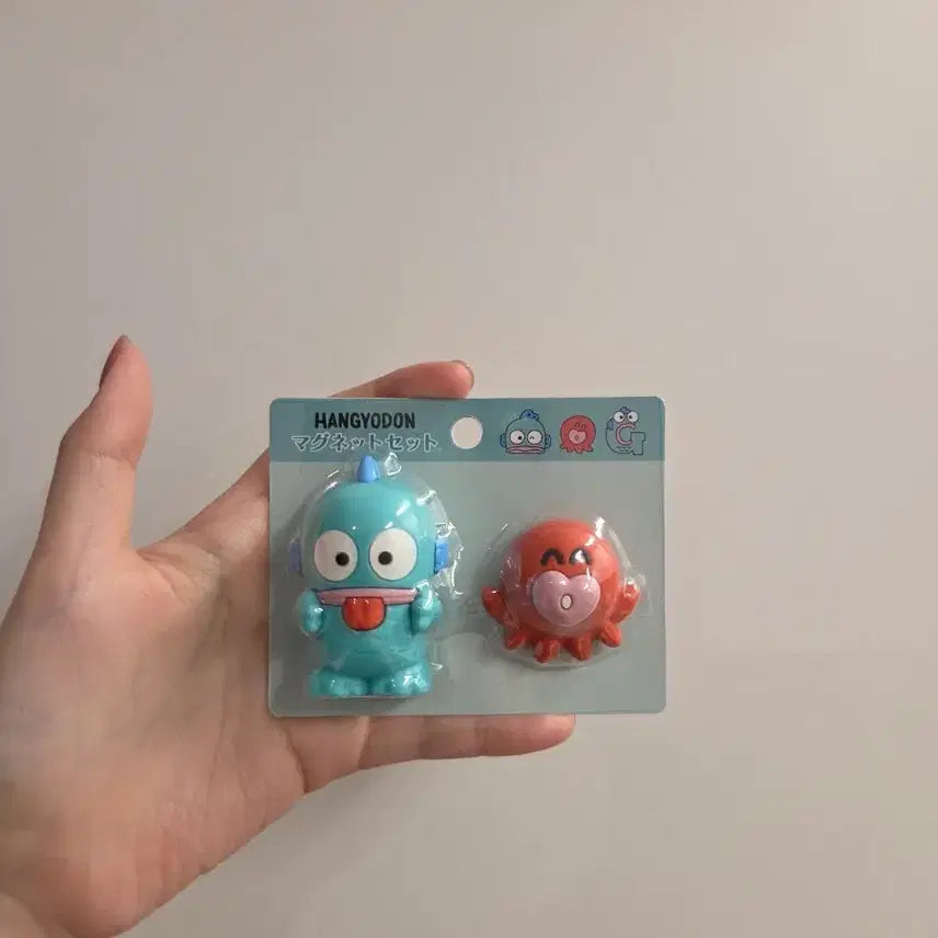 [SOLD OUT] [새상품] 정품 한교동 자석 세트 (한교동 사유리 세트)