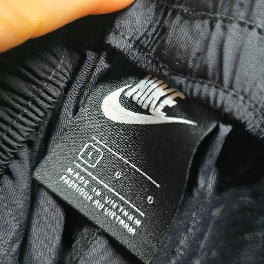 [BUNJANG] Nike Black Windbreaker Training Pants / 나이키 블랙 바람막이 트레이닝 바지