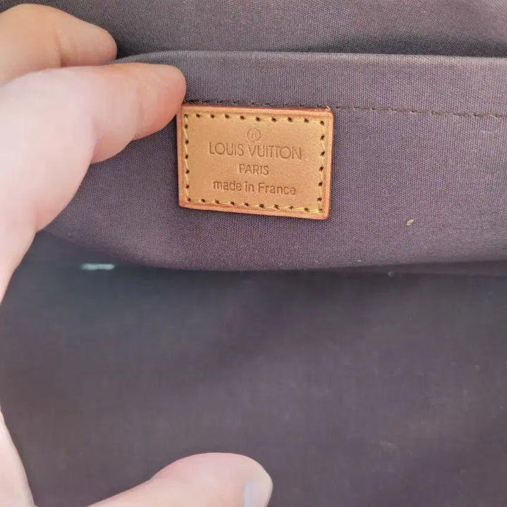 [BUNJANG] LV Black Enamel Shoulder Bag / LV 가방