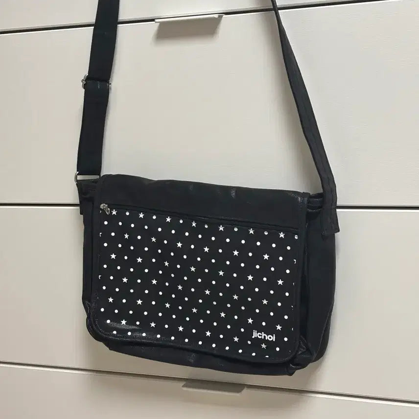 [SOLD OUT] 지초이 jichoi 파르코 에디션 메신저 백