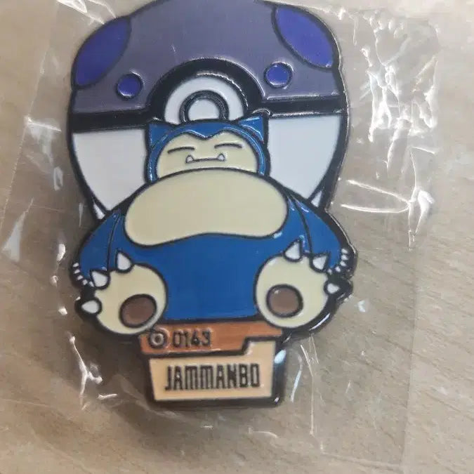 [BUNJANG] Lotte World Snorlax Badge / 롯데월드 잠만보 뱃지