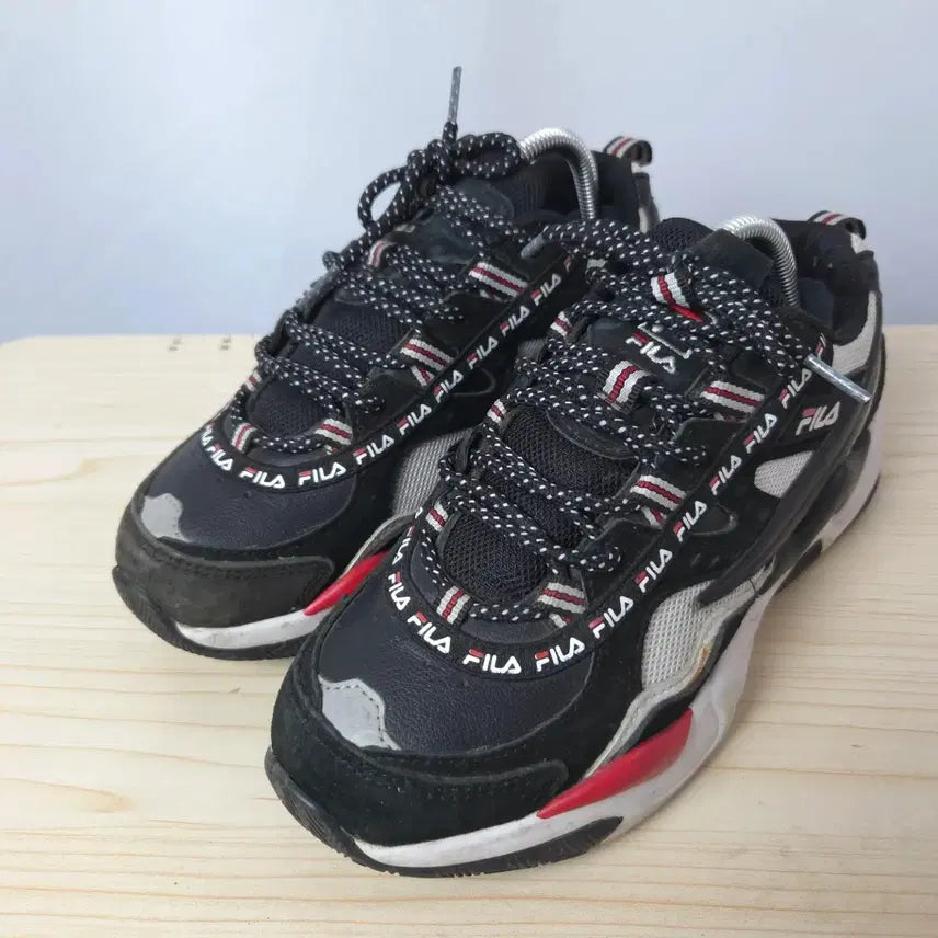 [BUNJANG] Fila Running Shoes / 240 휠라 운동화 러닝화 워킹화 헬스화