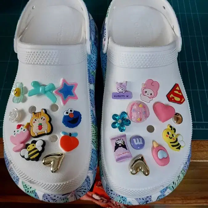 [BUNJANG] Crocs Classic Crush Butterfly Clog Sandals / 크록스 정품 클래식 크러쉬 샌들.W8. 250