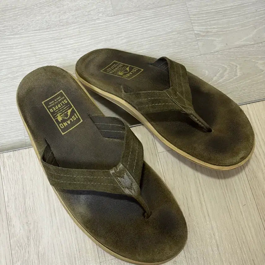 [BUNJANG] Island Slippers Suede Thong Sandals / 아일랜드 슬리퍼 스웨이드 쪼리 샌들 12