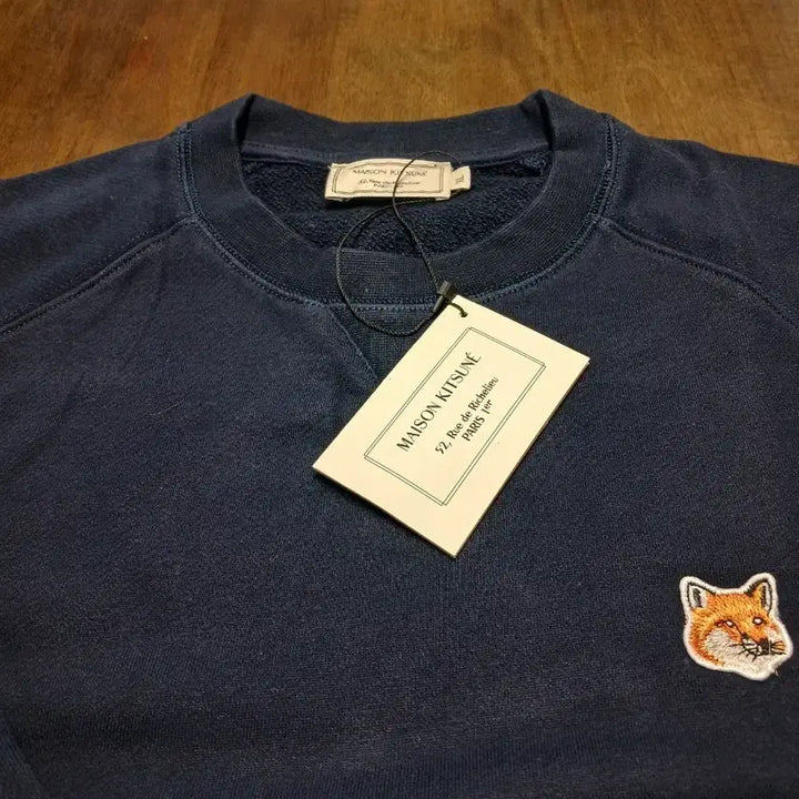 [SOLD OUT] 메종키츠네 폭스 헤드 네이비 맨투맨 105