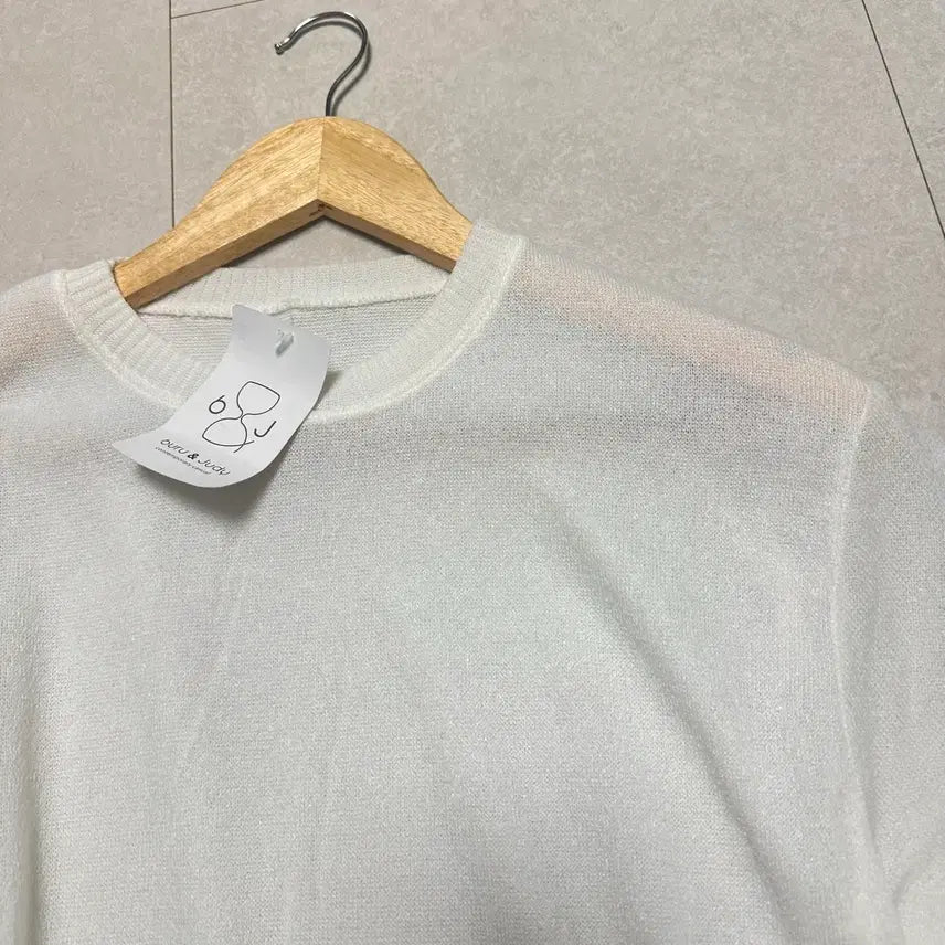 [BUNJANG] Ivory Knit Sweater / 봄니트 아이보리