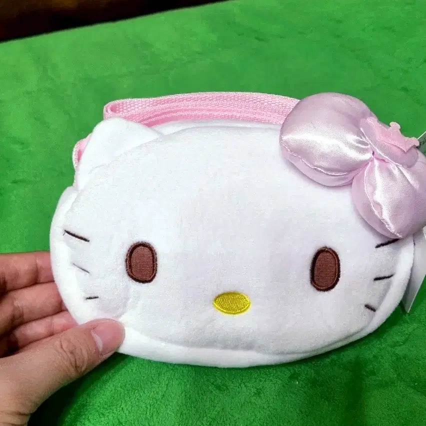 [BUNJANG] Sanrio 2025 Hello Kitty Mini Crossbody Bag / 산리오 2025 헬로키티 미니 크로스백