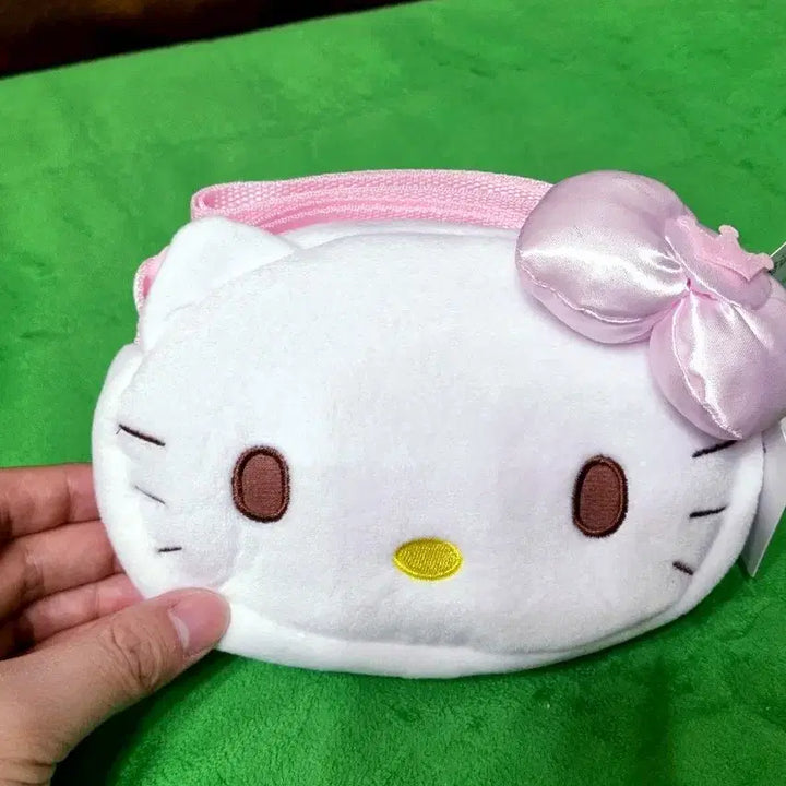 [BUNJANG] Sanrio 2025 Hello Kitty Mini Crossbody Bag / 산리오 2025 헬로키티 미니 크로스백