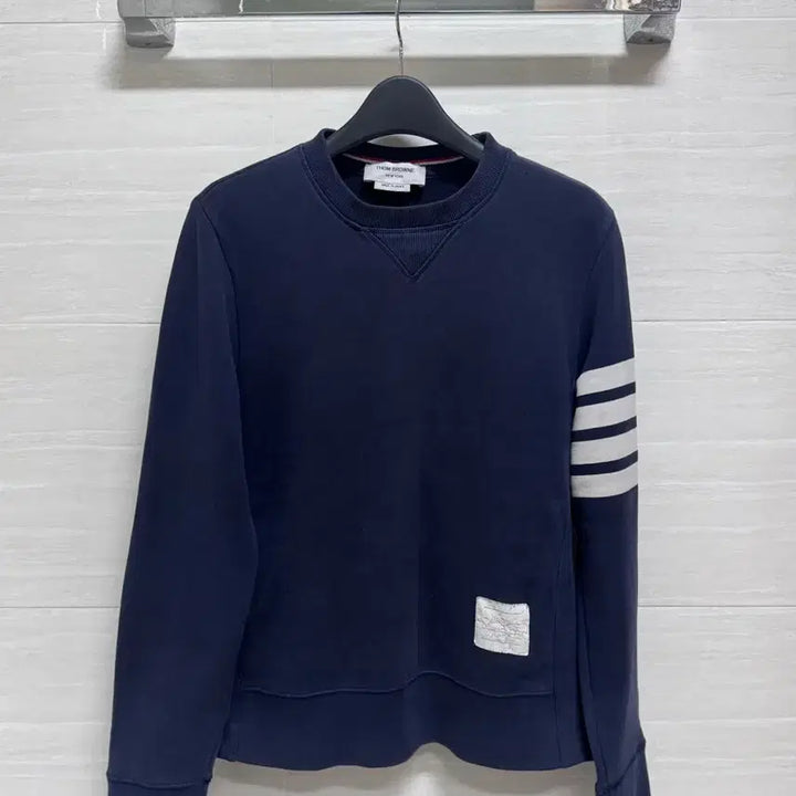 [SOLD OUT] (1사이즈) 톰브라운 맨투맨