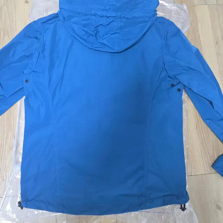 [BUNJANG] Burberry Blue Hooded Windbreaker Jacket / 버버리 블루 바람막이 후드 자켓