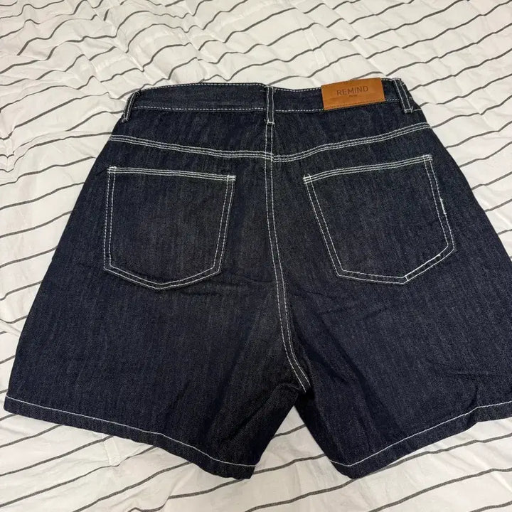 [BUNJANG] Raw Denim A-Line Shorts / 생지 반바지 거의 새제품 :)