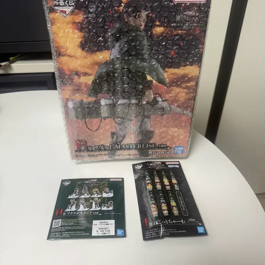 [SOLD OUT] (택포9+덤)미개봉 리바이 B상 판매합니다.