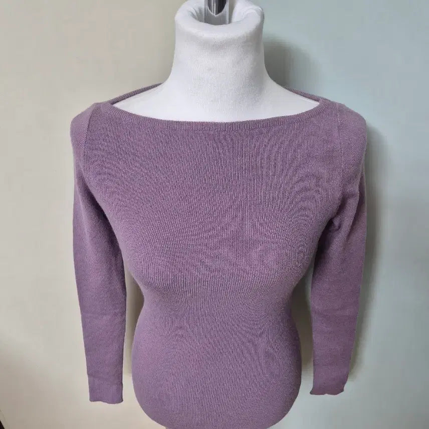 [SOLD OUT] 새상품. 보트넥 롱 슬리브 쫀쫀한 원피스 라벤더