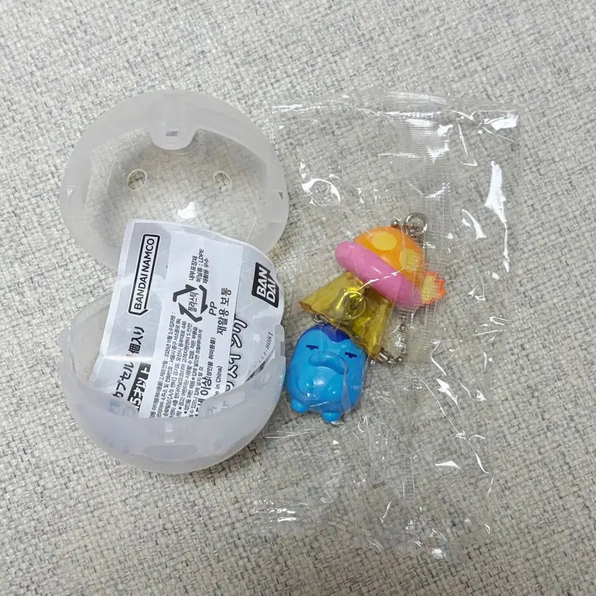 [BUNJANG] Tamagotchi UFO Keychain Ginjirochi / 다마고치 ufo 키링 긴지로치 판매 > 마메치 교환