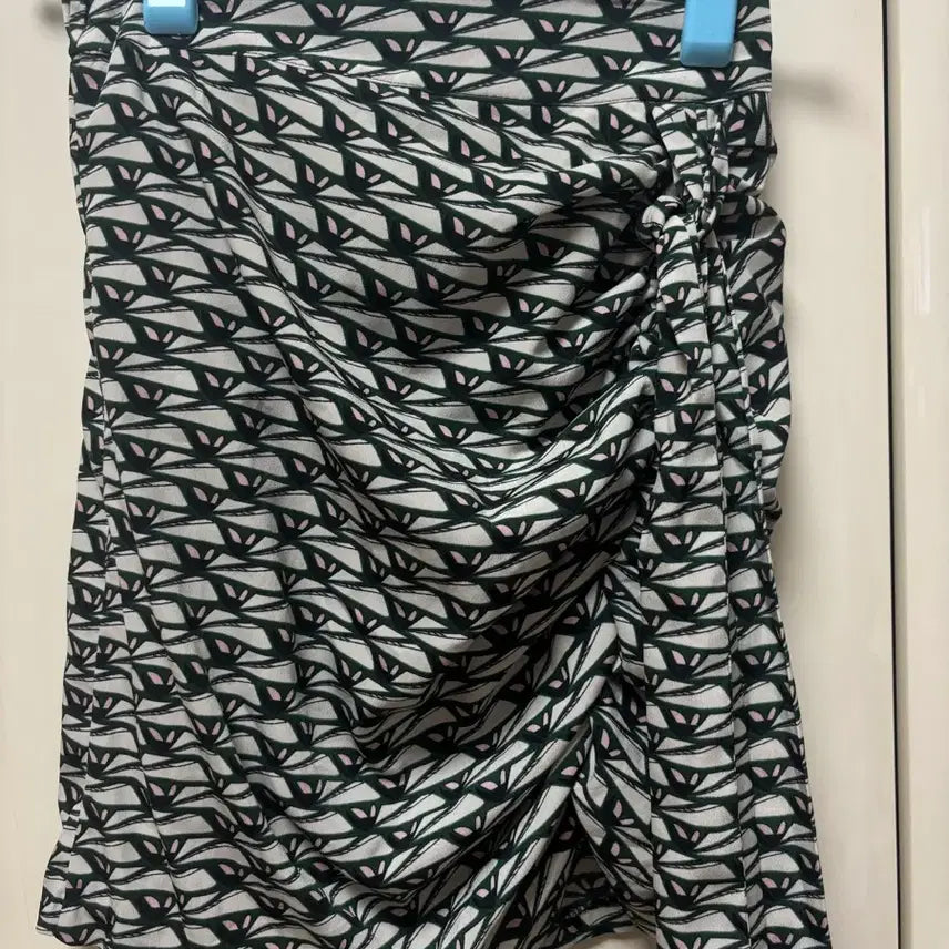 [BUNJANG] 11am Printed Mini Skirt / 11am 프린트 스커트