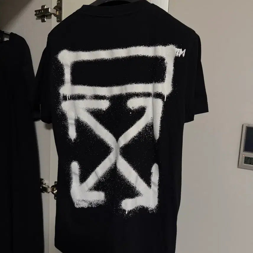 [BUNJANG] Off-White Spray T-Shirt / 오프화이트 스프레이 반팔