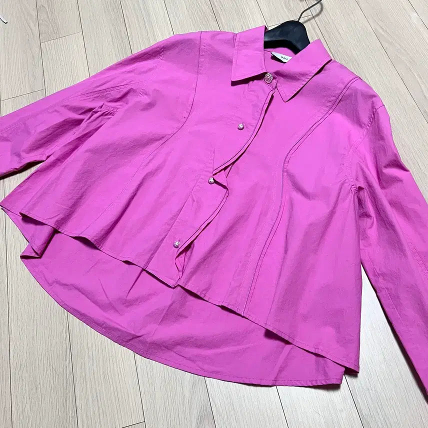 [BUNJANG] O2nd A-Line Ruffle Blouse / 23년 한섬 오즈세컨 O2nd 바스락 코튼 A라인 프릴 블라우스 셔츠핑크