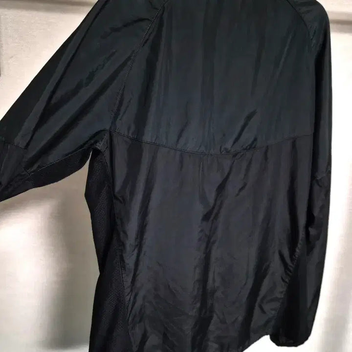 [SOLD OUT] 나이키 블랙 경량 바람막이 자켓