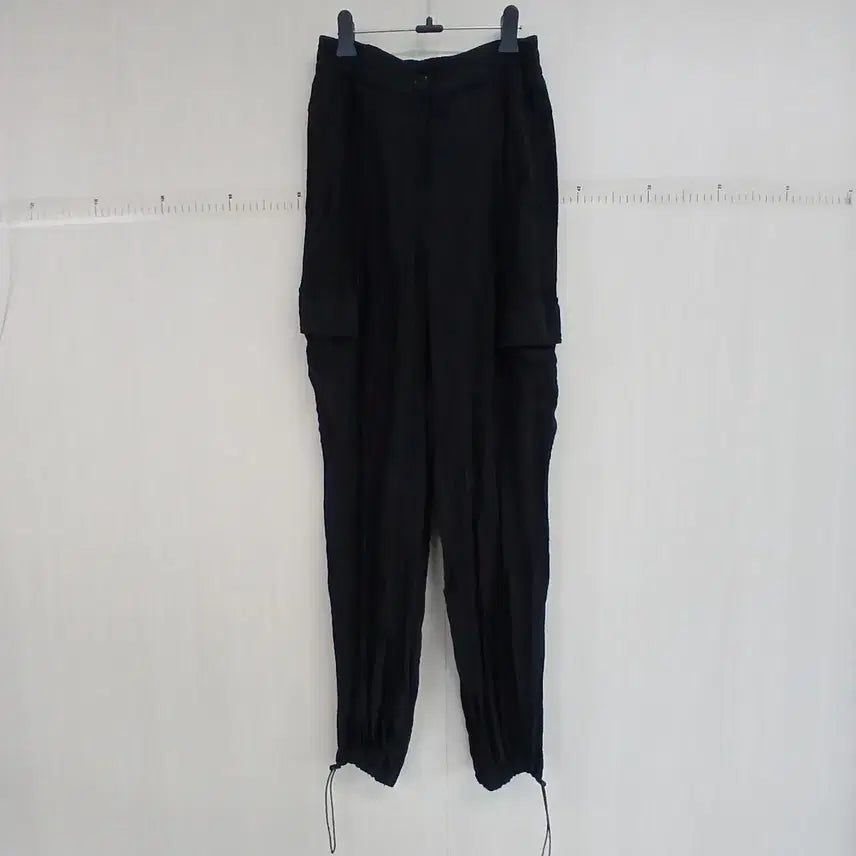[BUNJANG] Atelier Nine Black Cargo Jogger Pants - Women&