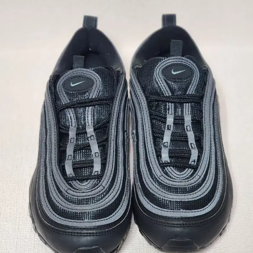 [BUNJANG] Nike Air Max 97 Black Sneakers / 나이키 에어맥스 97 블랙 250mm
