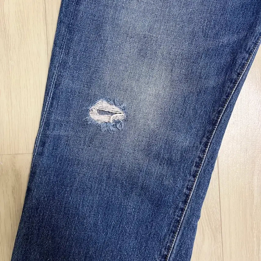 [SOLD OUT] 리바이스빈티지클로딩 LVC 37501 VELZY 크롭 콘밀 33사이즈