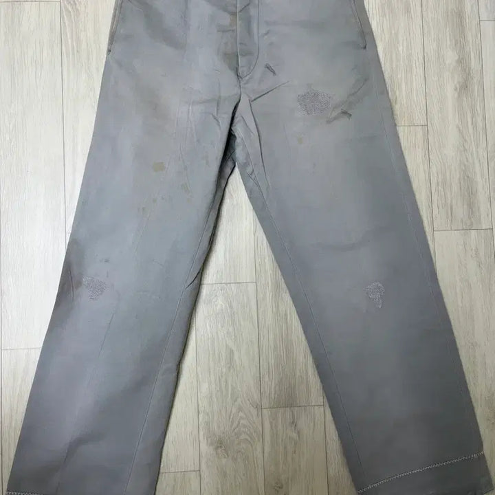 [SOLD OUT] 리바이스빈티지클로딩 LVC Drenched Grey Chino 32X32