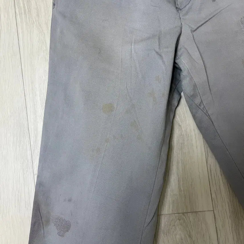 [SOLD OUT] 리바이스빈티지클로딩 LVC Drenched Grey Chino 32X32