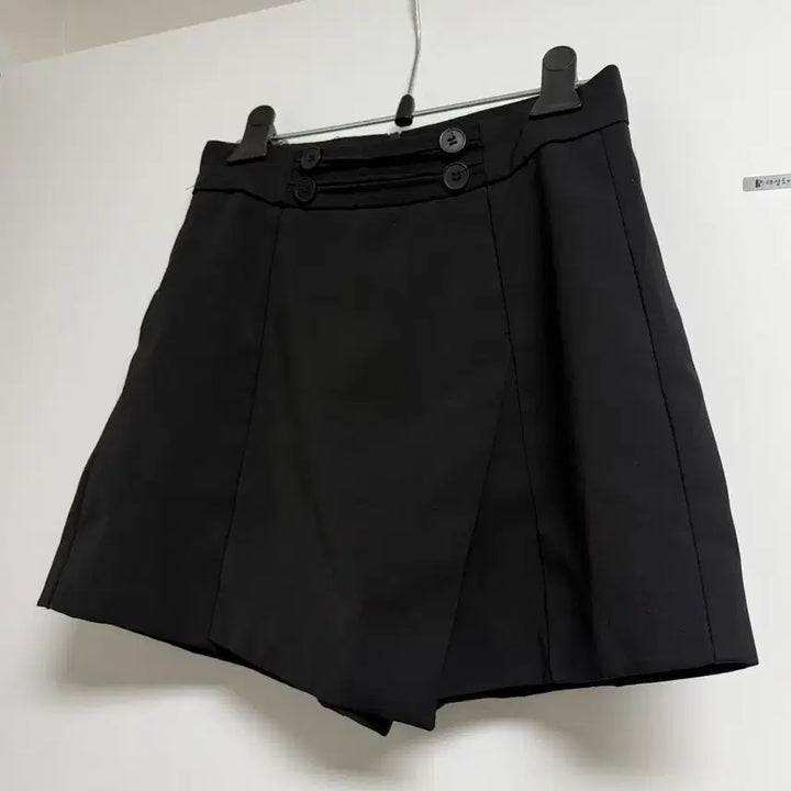 [BUNJANG] Black Mini Skirt Shorts S Size / 치마바지