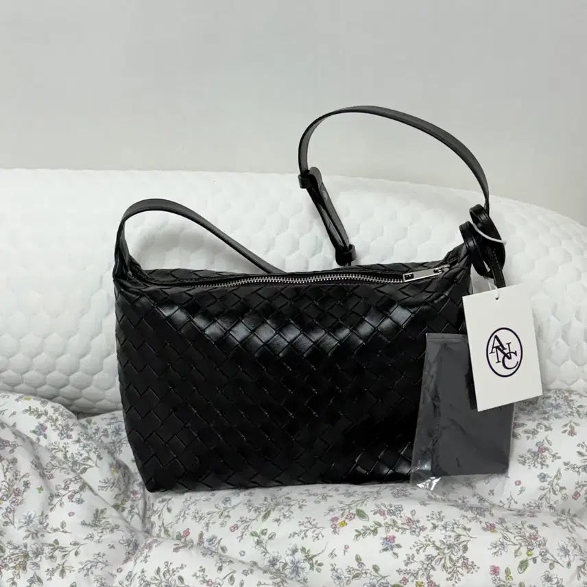 [SOLD OUT] 아노에틱 가방 팝니다(새상품)