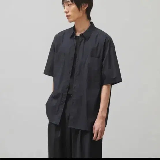 [BUNJANG] Another Office Short Sleeve Shirt / 어나더오피스 반팔셔츠