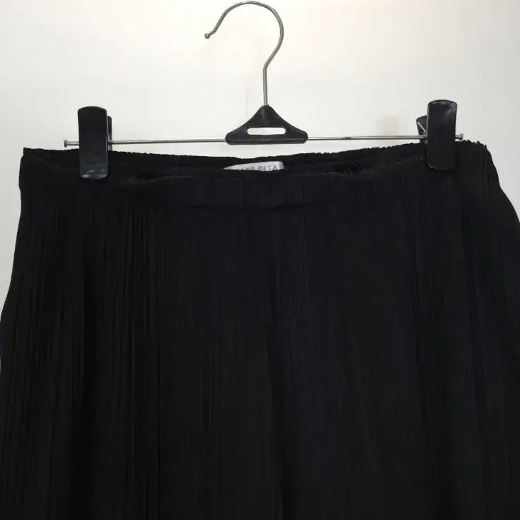 [BUNJANG] Issey Miyake Pleats Please Basic Wide Black Pants / 이세이미야케 플리츠플리즈 베이직 와이드 블랙 팬츠 2 사이즈