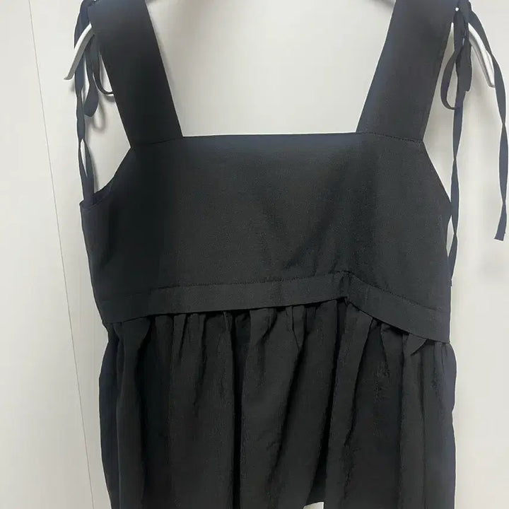 [BUNJANG] Our Cosmos Black Blouse / 아워코모스 블라우스