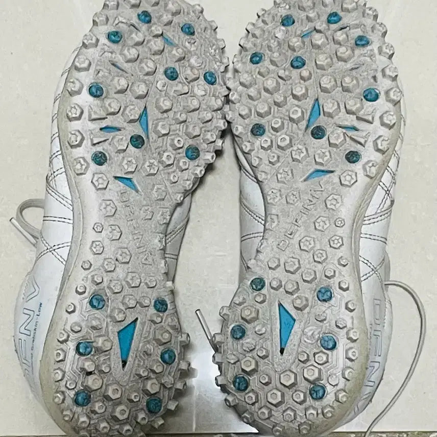 [BUNJANG] Definitive White Futsal Shoes / 데피니브 흰색 풋살화