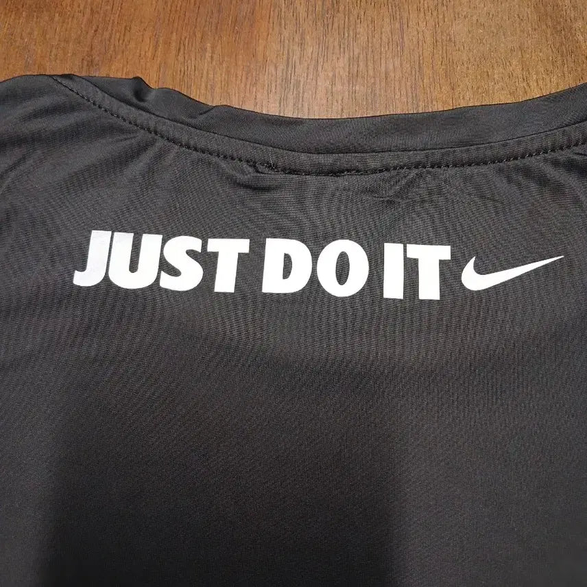 [BUNJANG] Nike Black Performance Short Sleeve T-Shirt Size 105 / 나이키 블랙 기능성 반팔 티셔츠 105 사이즈