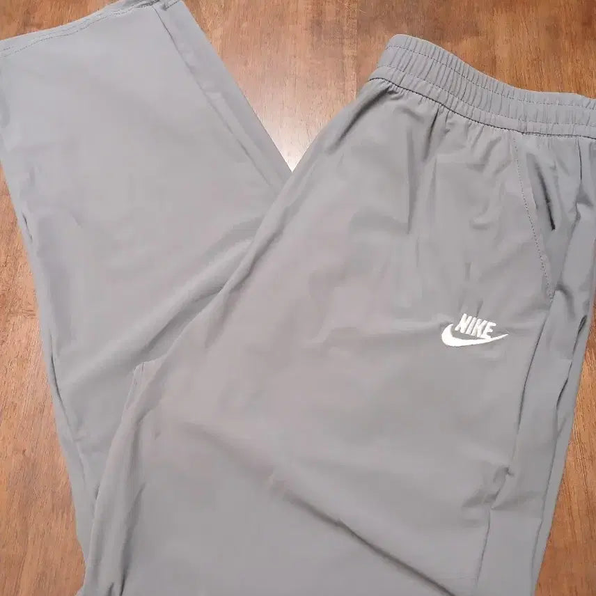 [SOLD OUT] 나이키 기능성 회색 트레이닝 바지