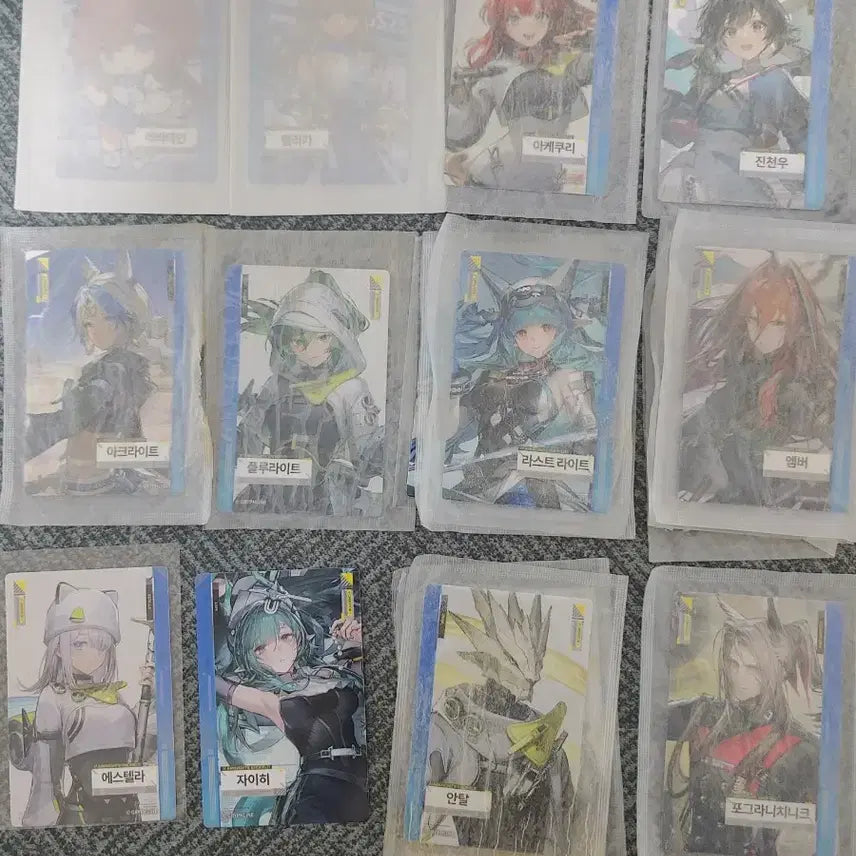 [BUNJANG] Arknights ENDFIELD GS25 Photocard &amp; Ttibuseel / 7월2일 버전 엔드필드 포토카드, 띠부씰 팝니다. 명일방주 gs25