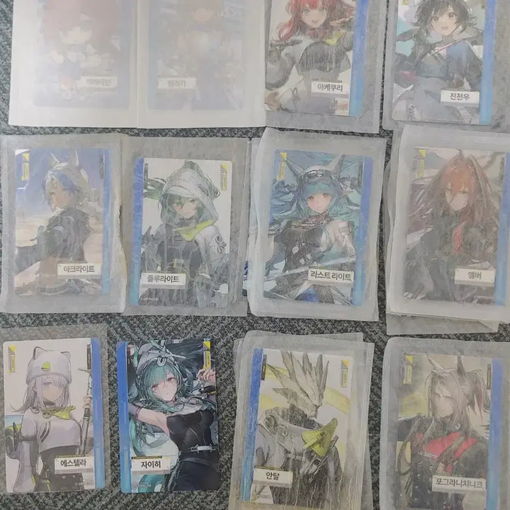 [BUNJANG] Arknights ENDFIELD GS25 Photocard &amp; Ttibuseel / 7월2일 버전 엔드필드 포토카드, 띠부씰 팝니다. 명일방주 gs25