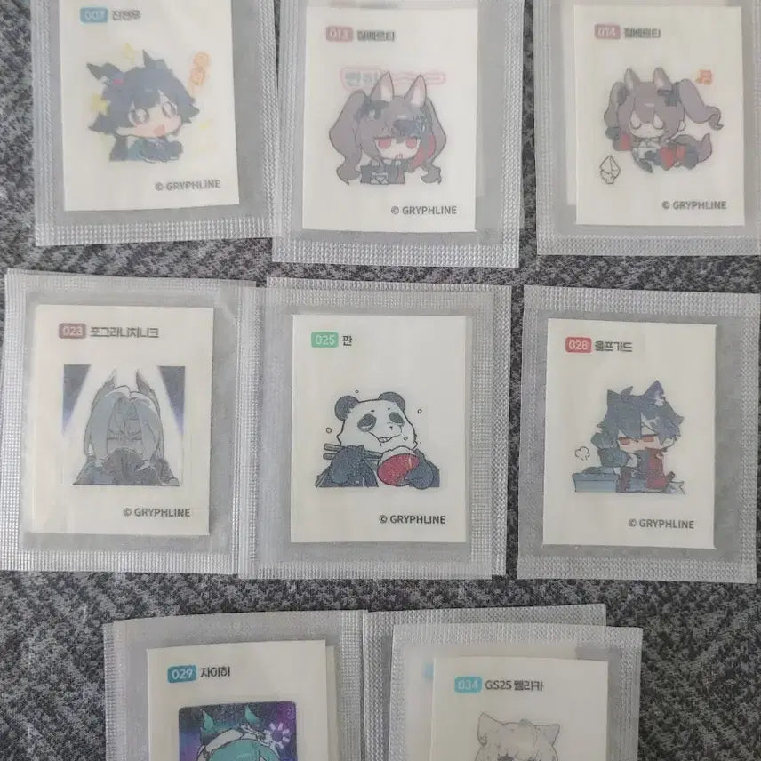 [BUNJANG] Arknights ENDFIELD GS25 Photocard &amp; Ttibuseel / 7월2일 버전 엔드필드 포토카드, 띠부씰 팝니다. 명일방주 gs25
