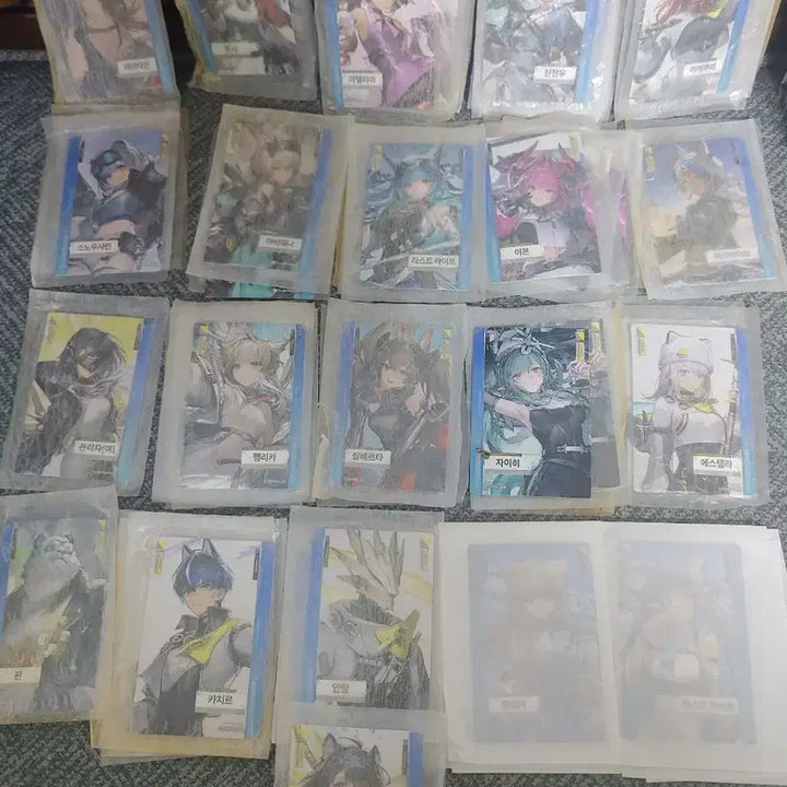 [BUNJANG] Arknights ENDFIELD GS25 Photocard &amp; Ttibuseel / 7월2일 버전 엔드필드 포토카드, 띠부씰 팝니다. 명일방주 gs25